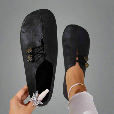 Nina™ | Sandaler med spænde og detaljer