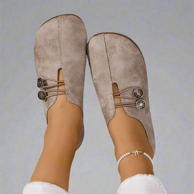 Nina™ | Sandaler med spænde og detaljer
